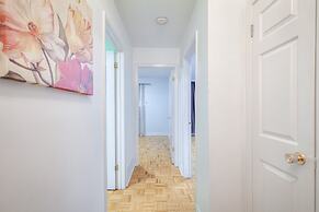 Spacious Breathtaking 4br Villa in the heart of Toronto