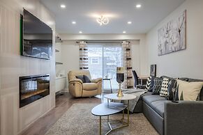 Spacious Breathtaking 4br Villa in the heart of Toronto