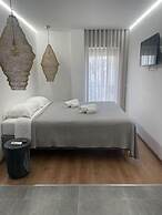 Pontinha Exclusive House