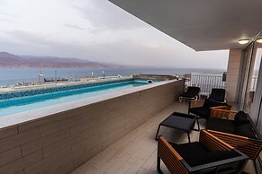 YalaRent mountainside luxury properties with Private Pool