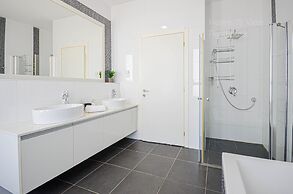 YalaRent mountainside luxury properties with Private Pool