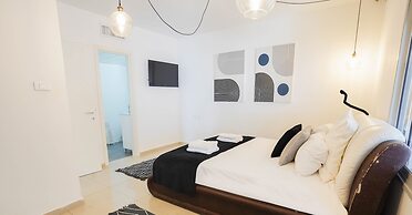 YalaRent mountainside luxury properties with Private Pool