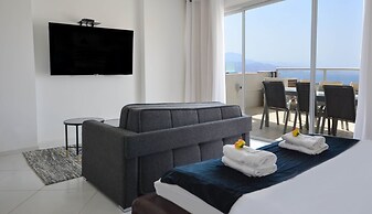 YalaRent mountainside luxury properties with Private Pool