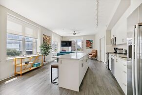 New Orleans Condo Close to Bourbon Str