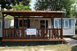 Happy Camp in Camping Karavomilos Beach
