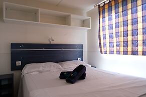 Happy Camp in Camping Karavomilos Beach