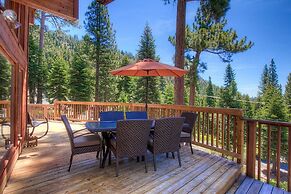 The Bass Chalet 3 Bedroom Home by RedAwning