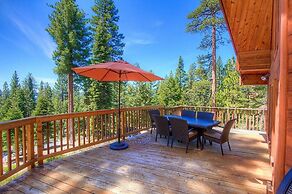 The Bass Chalet 3 Bedroom Home by RedAwning