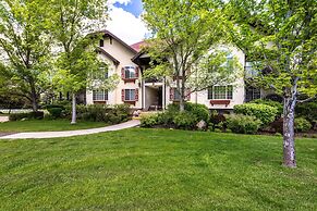 Family Getaway~skiing, Ice Castles & Golf Course 2204 2 Bedroom Apts b