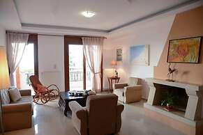 Spotless Apt in the Heart of Sisi