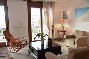Spotless Apt in the Heart of Sisi