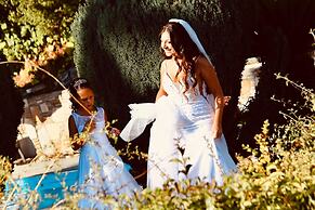 Remarkable 2-bed House in Varnavas