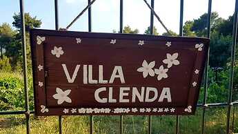 Remarkable 2-bed House in Varnavas