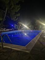 Remarkable 2-bed House in Varnavas