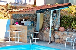 Remarkable 2-bed House in Varnavas