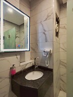 Holiday Season Hotel