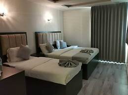 Holiday Season Hotel