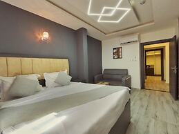 Holiday Season Hotel