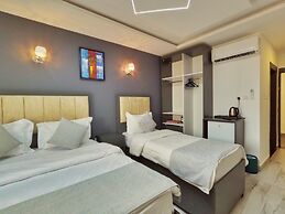 Holiday Season Hotel