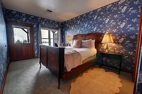 Casia Lodge and Ranch