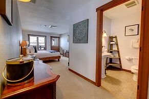 Casia Lodge and Ranch