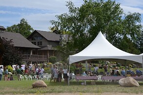 Casia Lodge and Ranch