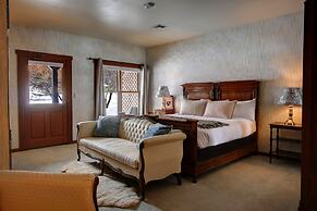 Casia Lodge and Ranch