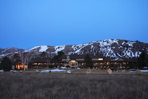 Casia Lodge and Ranch