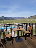 Casia Lodge and Ranch