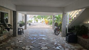 Little Savoy Guest House