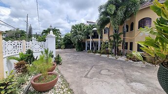 Little Savoy Guest House