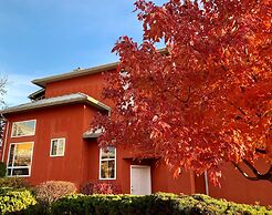 Villa's At Eldorado Resort