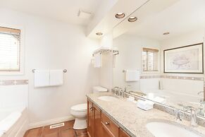 Villa's At Eldorado Resort