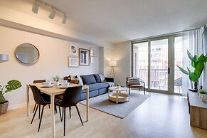 Fantastic Business Condo at Ballston