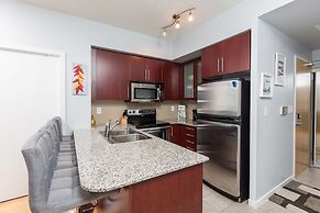 Iceboat Terrace-Downtown-Ent District