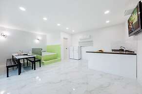 Pool Villa 1-2 Pension