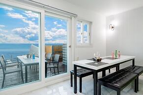 Pool Villa 1-2 Pension