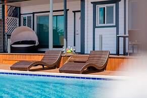 Pool Villa 1-2 Pension