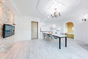 Pool Villa 1-2 Pension