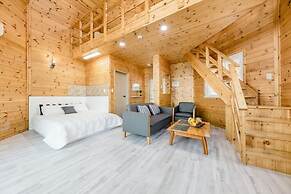 Pool Villa 1-2 Pension