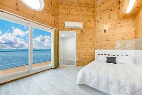 Pool Villa 1-2 Pension