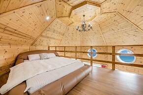 Pool Villa 1-2 Pension