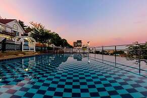 Pool Villa 1-2 Pension