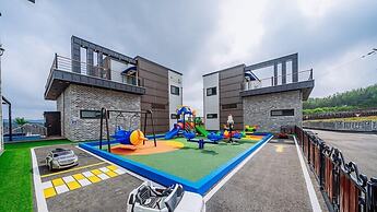 My Kids Pool Villa