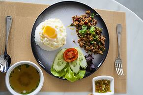 ST Hotel Wattay Airport