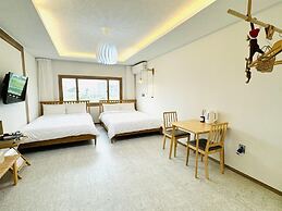 Sarang Tulle Pension