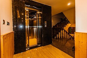 Misty Mountains Manali