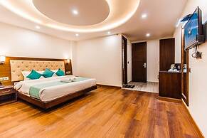 Misty Mountains Manali