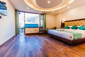 Misty Mountains Manali