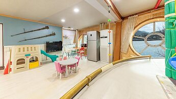 Ganhwa Badabae Beomseon Kids Pension